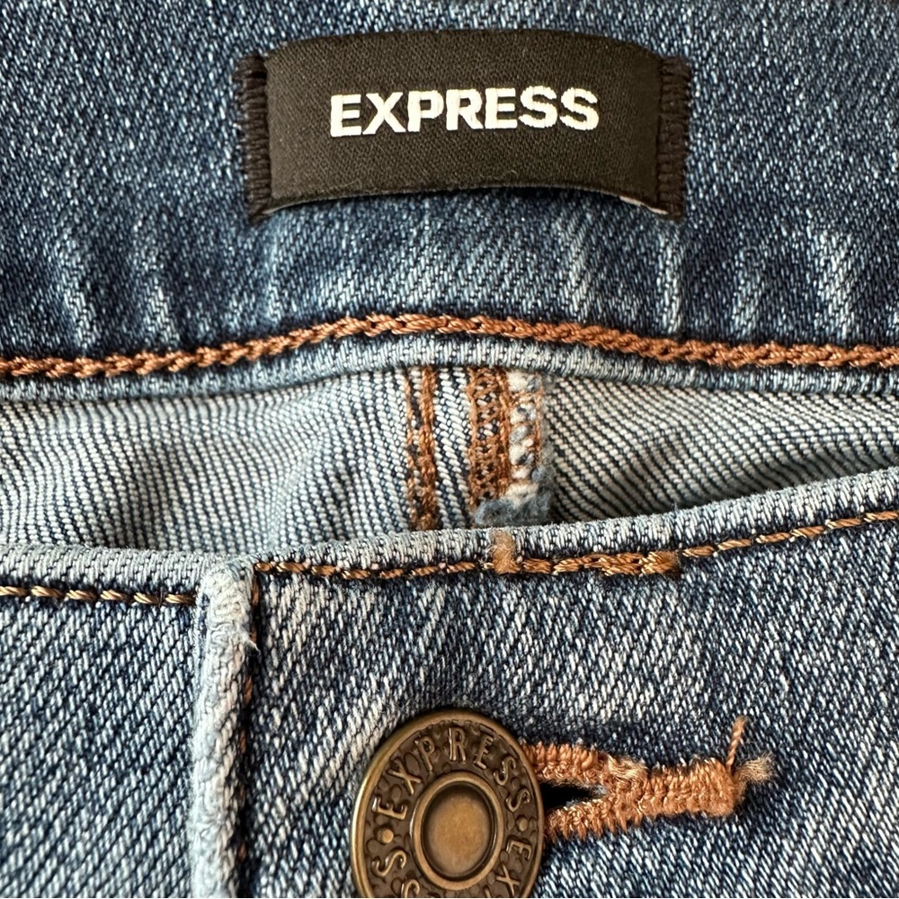 Express 70’s Flare Mid Rise Jeans Size 12 Short - Picture 6 of 7
